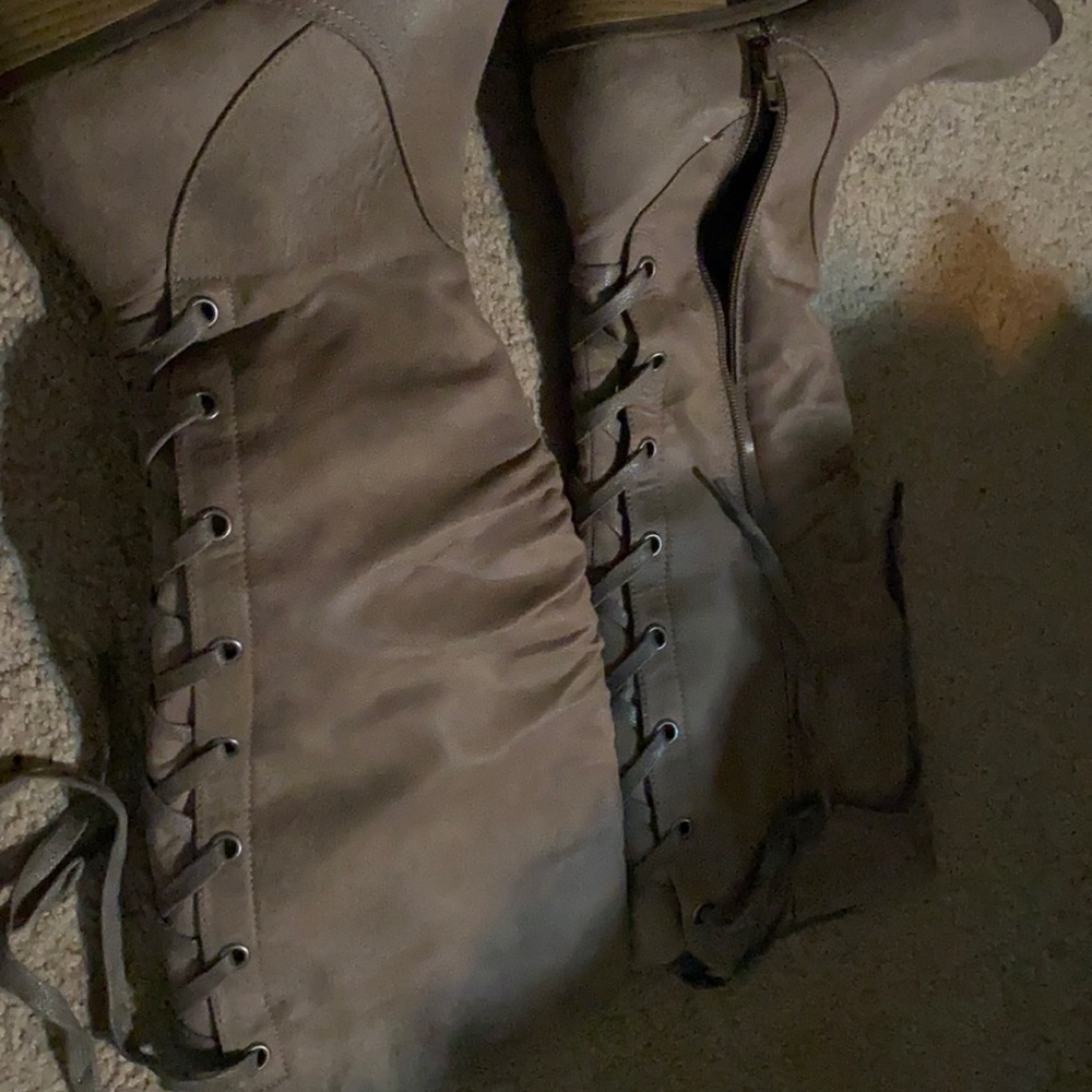Tan/grey tie up calf boots, never worn!